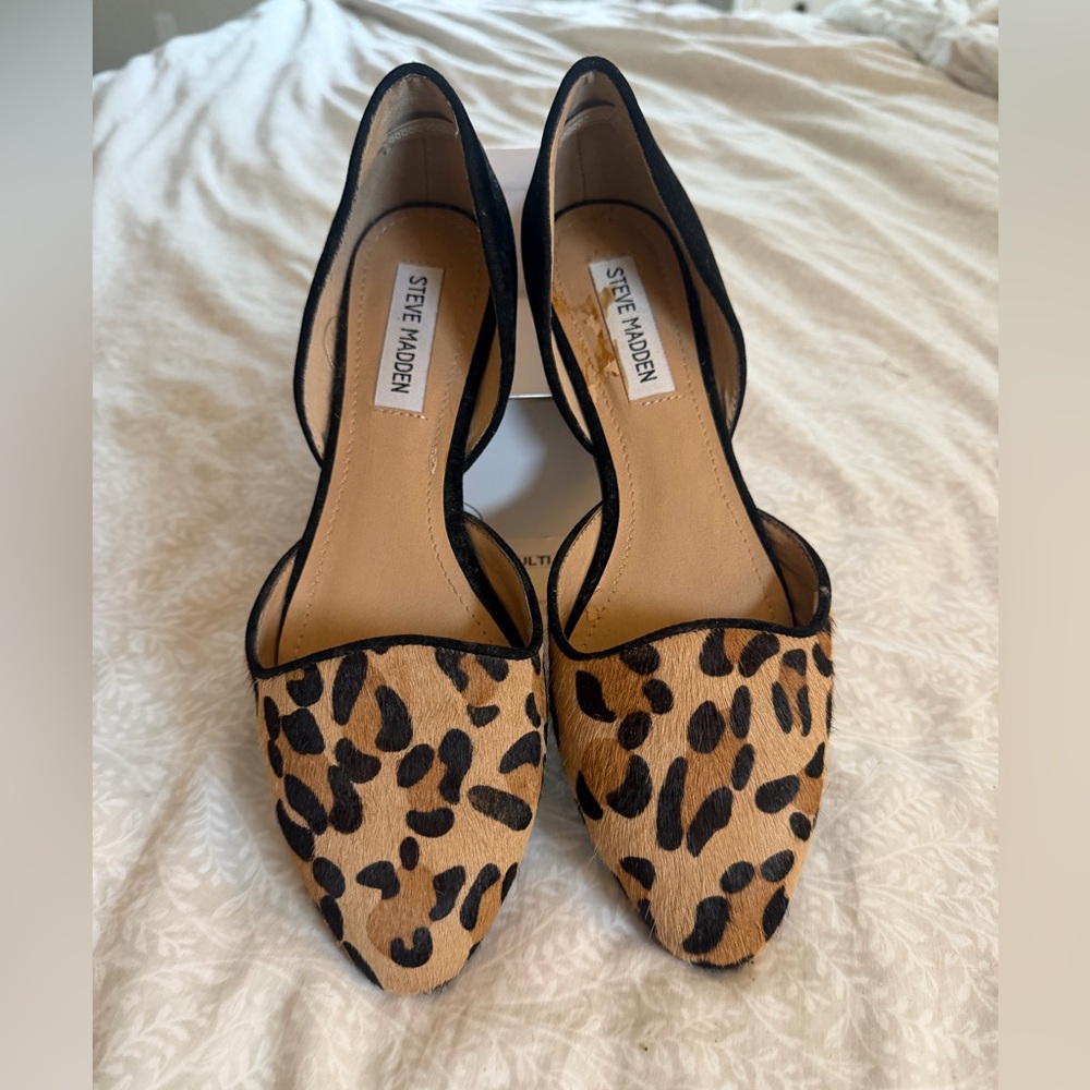 Steve Madden Black and Tan Leopard Flats